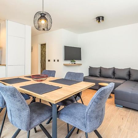 Vogue Apartments Omis Exterior photo